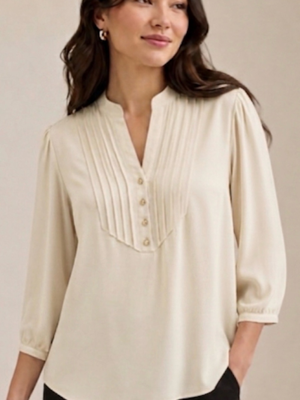 ANTONIO MELANI Cream Pintuck V-Neck Blouse with Gold Buttons
